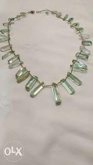 Antique emerald necklace