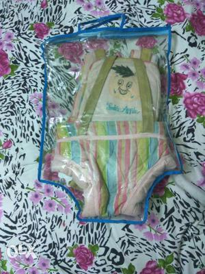 Baby carry bag. For babies from 6 months to 2