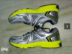 Dunlop New men's sports shoe (size 9)