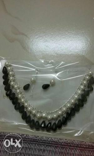 Handmade crystal and pearl jewellery