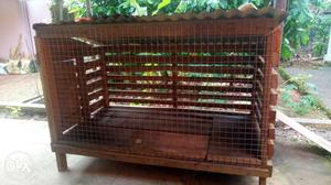 New Dog's cage, wooden cage, 2 mnts old, perfect