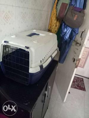 Pet cage carrier light weight easy for travelling