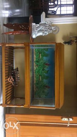 Teak wood fish tank in very good condition