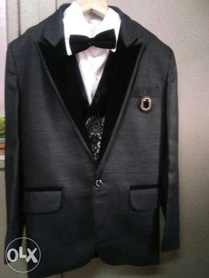 10 to 12 years boy blazer suit...with jacket nd pent..set of