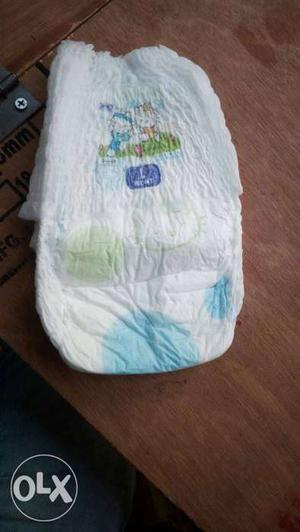 Disposable Diaper available in All size