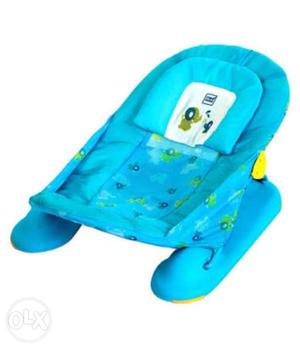Mee Mee foldable bath chair for infants