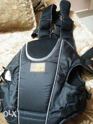 New Mee Mee Toddlers' Black Carrier: used only once with