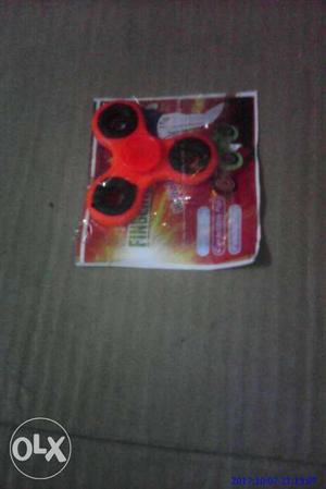Red And Black 3-blades Fidget Spinner With Pack