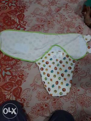 Very good quality cloth for wrapping new born