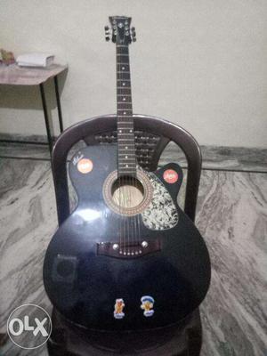 Acrostic guitar in new condition
