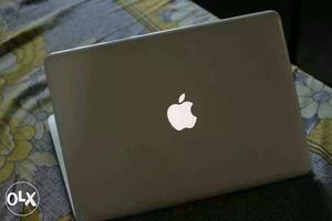 Apple MacBook core 2 duo 1.7 months old with bill