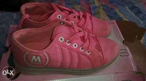 Brand new pink shoes for girls.Made in Thailand.