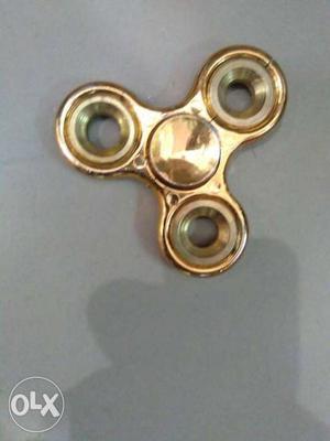 Golden spinner very smooth and fast