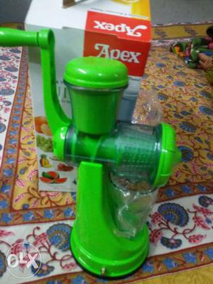 Green Apex Manual Juice Extractor
