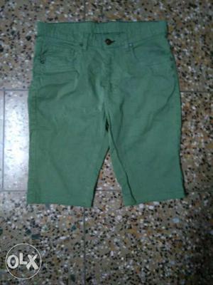 Green colour trouser not used good condition