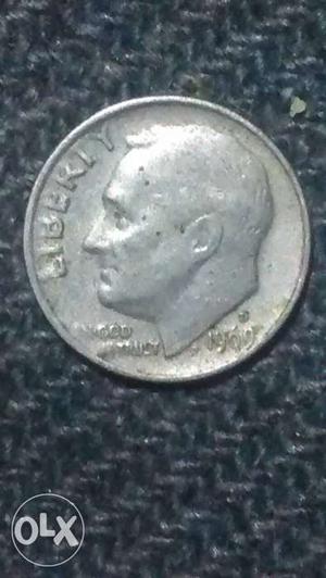 One dime coin