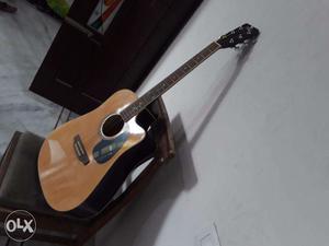 Urgently sell new condition guitar
