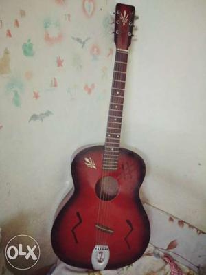 Very good guitar with nylon string