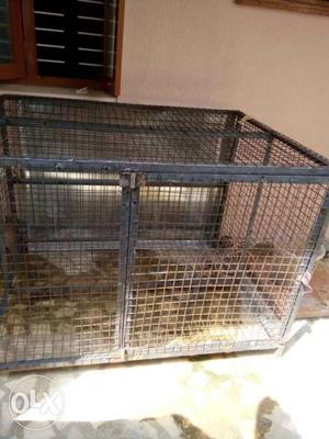 Dog's cage its built in heavy gage and 3 n 4 feet