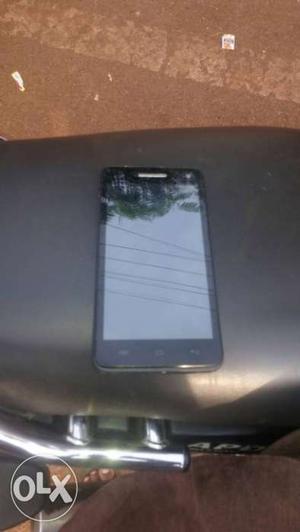 Hi i want to sale my micromax A120 its in good