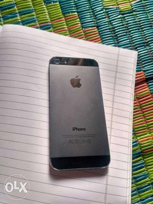 I phone 5 64gb mobile with good condition full box