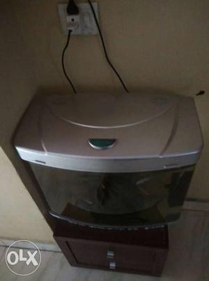 Imported fish tank and filter size 23inc by 13inc