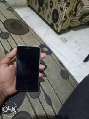 Oppo a37 is in mint condition not even a scratch