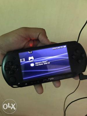 PSP-E  in vry gud condition with box &