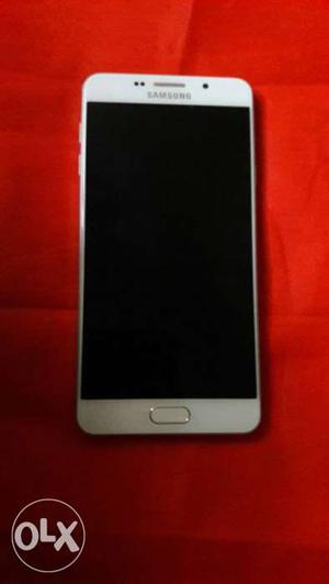 Samsung galaxy A7 16 New condition 1year old