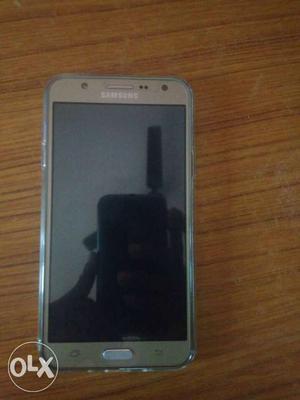 Samsung j7 Urgant sell good condition 5 months