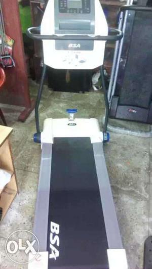 Almost New condition, 3 months warranty, 110 kg