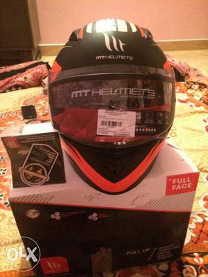 Black MT Helmets Full-face Helmet With Box