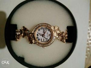 Brand new Ladies Copper Plated watch with metal