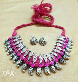 Checkout this hot & latest Women Jewellery Sets