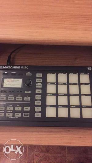 #Maschine mikro mk2 with maschine 2 and 10 expansions #midi
