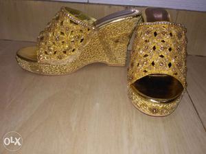 Amazing glamorous sandal for bride