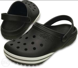 Crocs Unused... size 7... selling for ... its