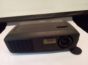 Dell Digital DLP projector s Very less used
