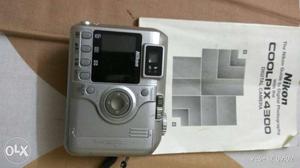 Nikon camera in working condition.with all