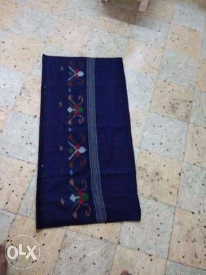 Original Woollen 3 nos shawl of different colour sparingly