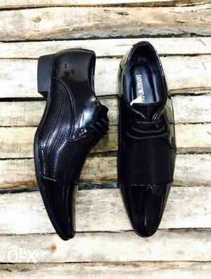 Pair Of Men's Black Leather Formal Shoes