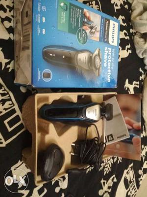 Philips electric shaver Only one time used with