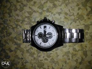 Round Chronograph Watch With Silver Link Strap