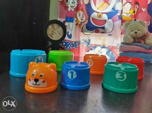 Seven Plastic bucket stacker