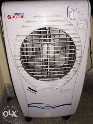 White Actus Portable Air Cooler
