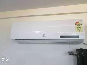 White Split Type Air Conditioner