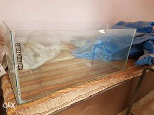 Fish tank with stand nd cap 3 feet width 2 feet