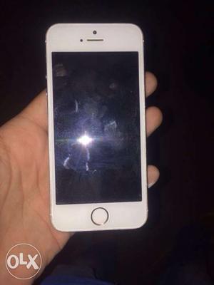 IPhone 5 16gb with charger call .2