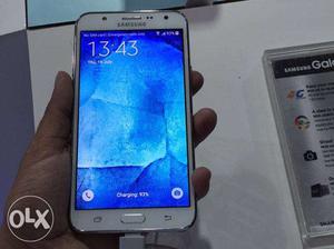 Samsung j7 rearly used not even 1yr Used purchsed
