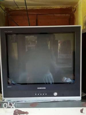 21" samsung tv in good condition.